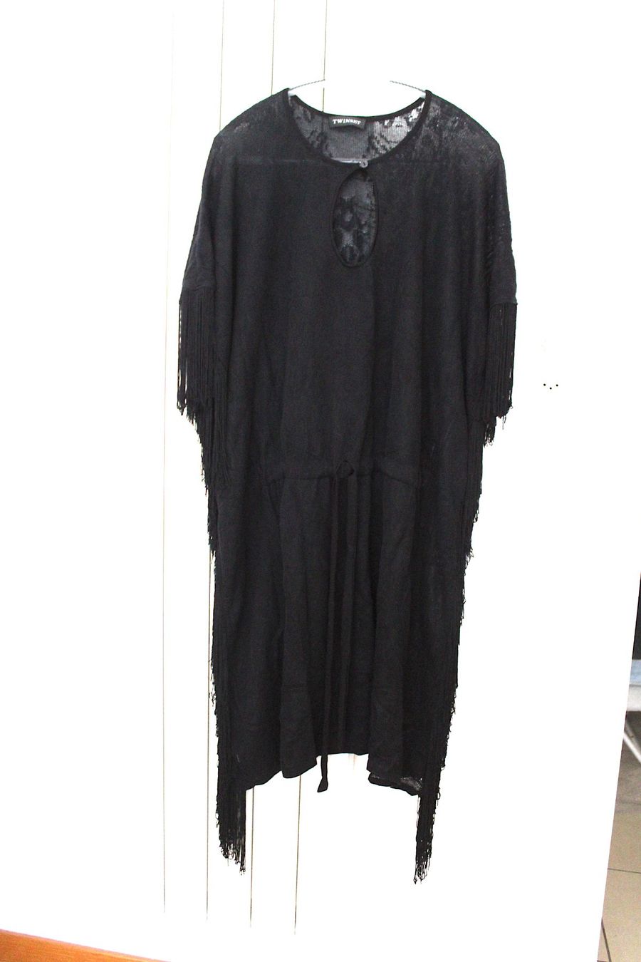 Tops: Langes schwarzes  Oberteil, – Gebraucht aus Locarno von madame-tus-sauds 1