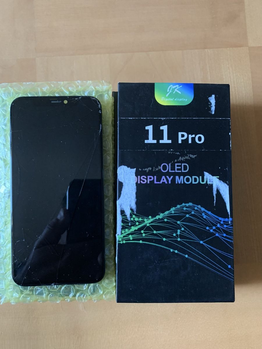 Apple Telefoni cellulari / Smartphones: Verschiedene iPhone-Displaymodelle – Usato da Bremgarten AG venduto da TechfiX 1