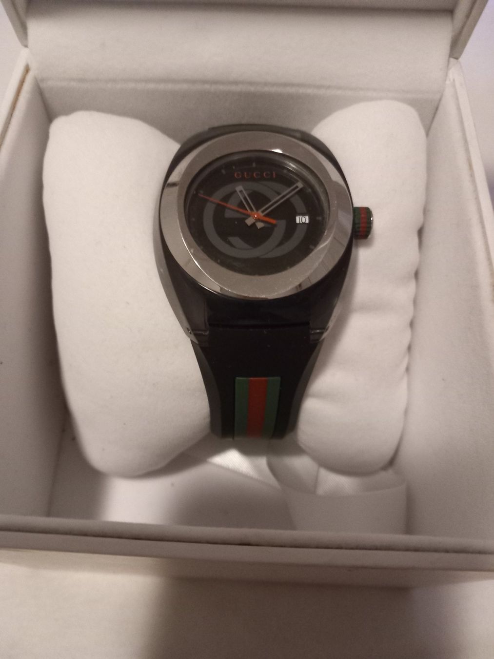 Gucci Orologi: Gucci sync montre 470 chf – Usato da Le Grand-Saconnex venduto da Rgt87