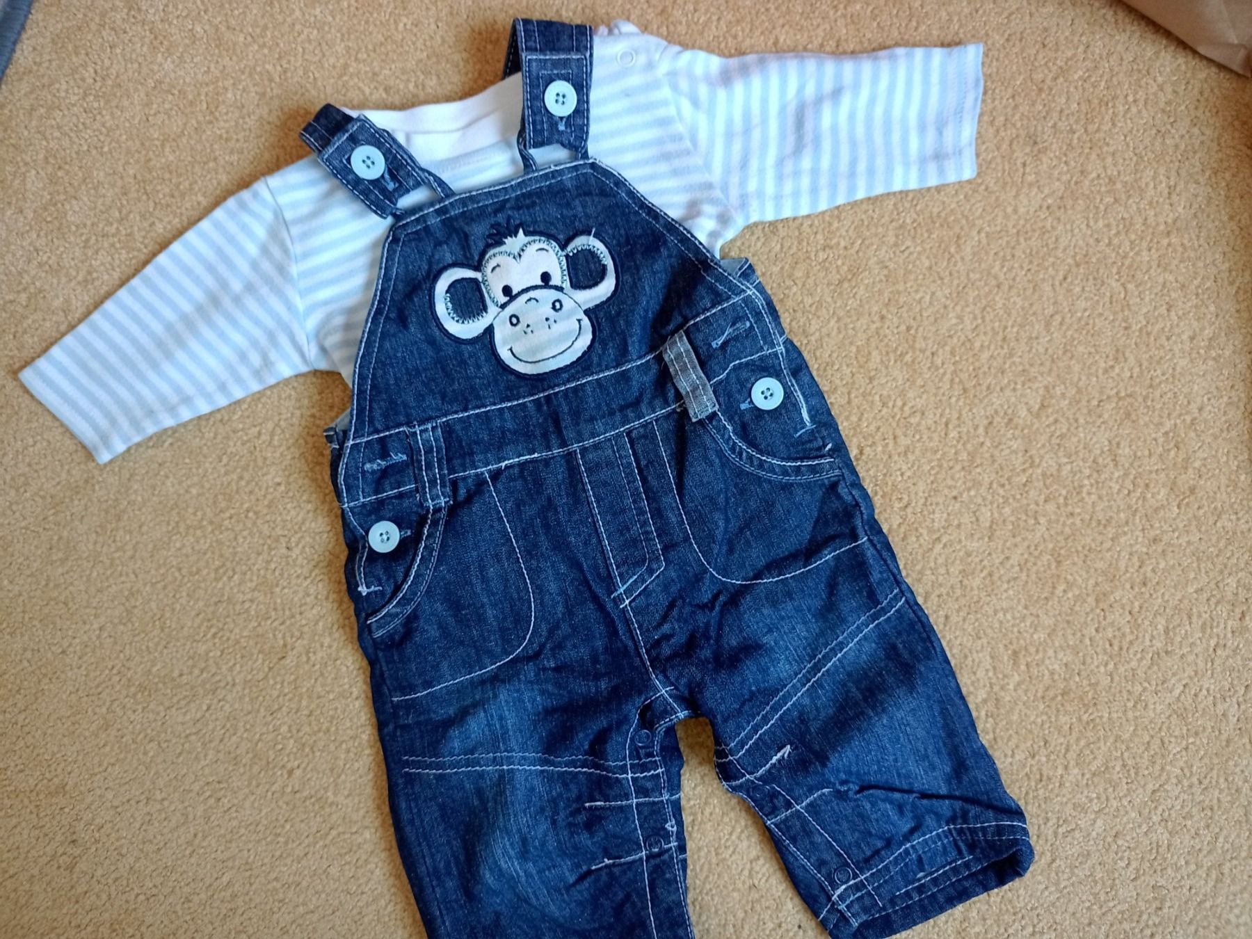 Pantaloni: Latzhosenset, Gr. 62 – Usato da Winterthur venduto da voan