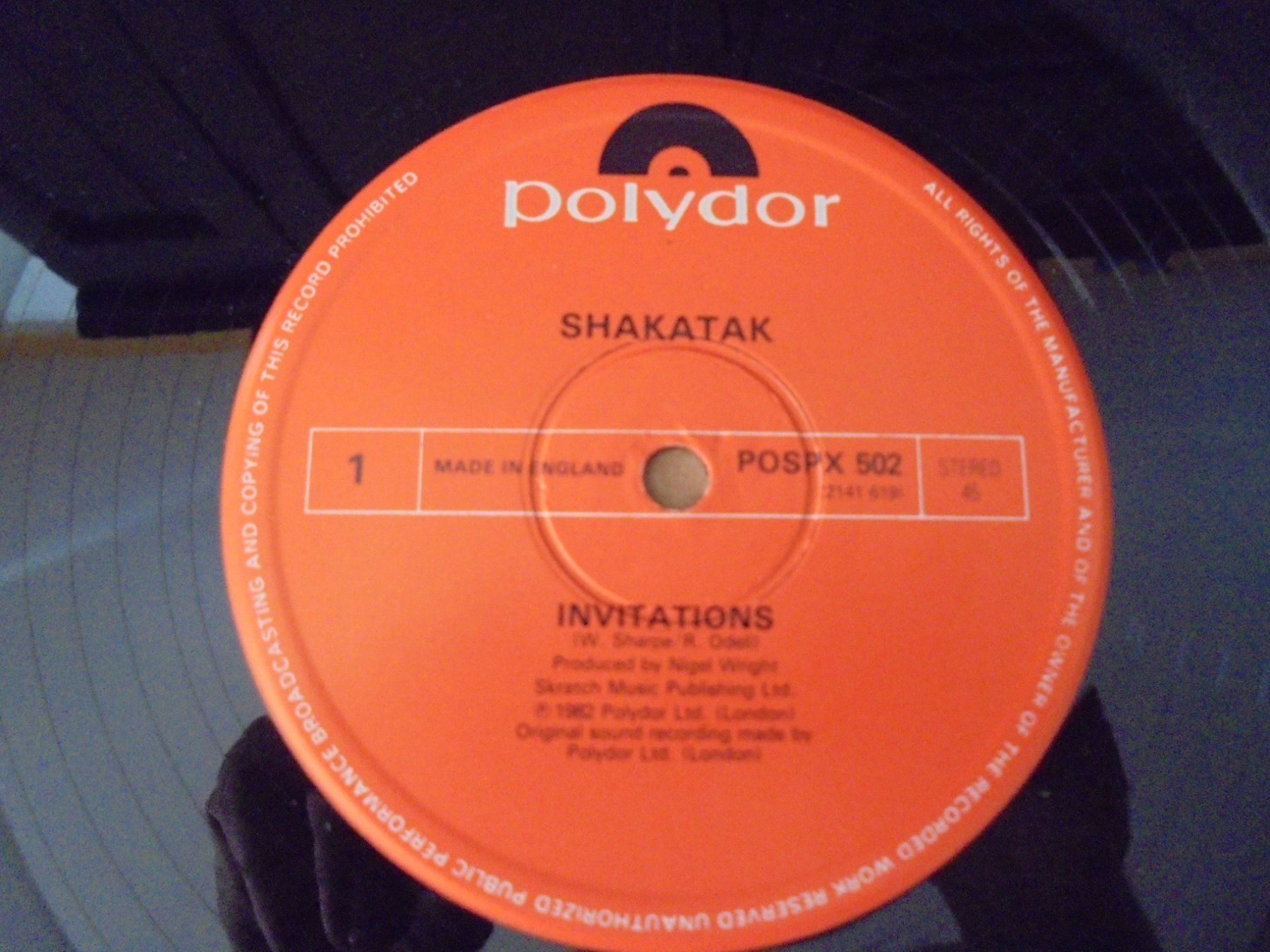 Dischi in vinile: SHAKATAK " Invitations " Maxi UK 1982 / G-B 1982 – Usato da Crissier venduto da Promopost 2