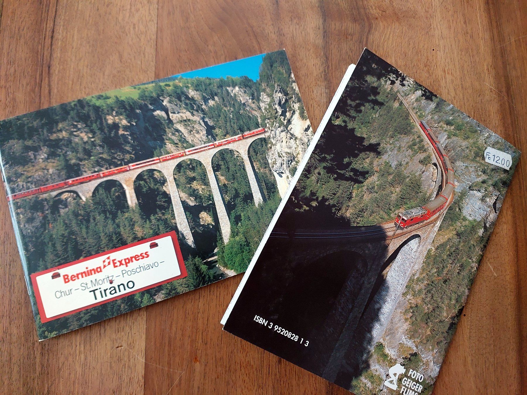 Riviste & Magazine: Bernina Express - Zwei Reiseführer – Usato da Schönenwerd venduto da Steidi 9
