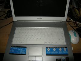 Sony Laptop mit DVD/CD Recorder 256 SSD
