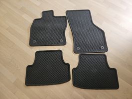 Gummifußmatten-Set für den Seat Leon