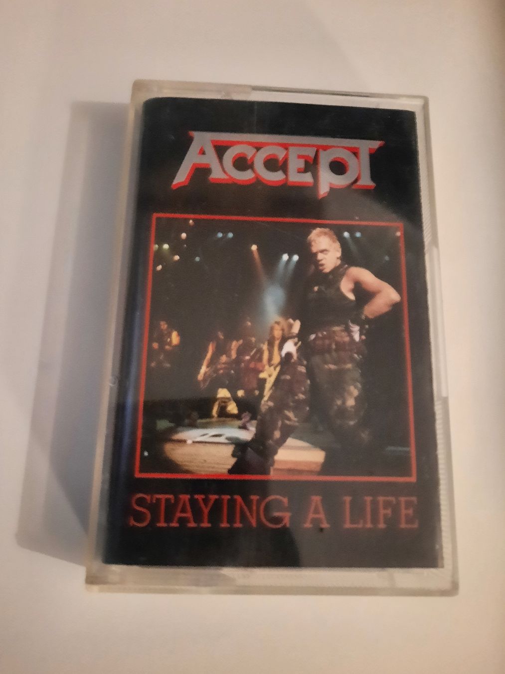 Musicassette: ACCEPT MC 1 Staying a life – Usato da Biasca venduto da Old_6blh