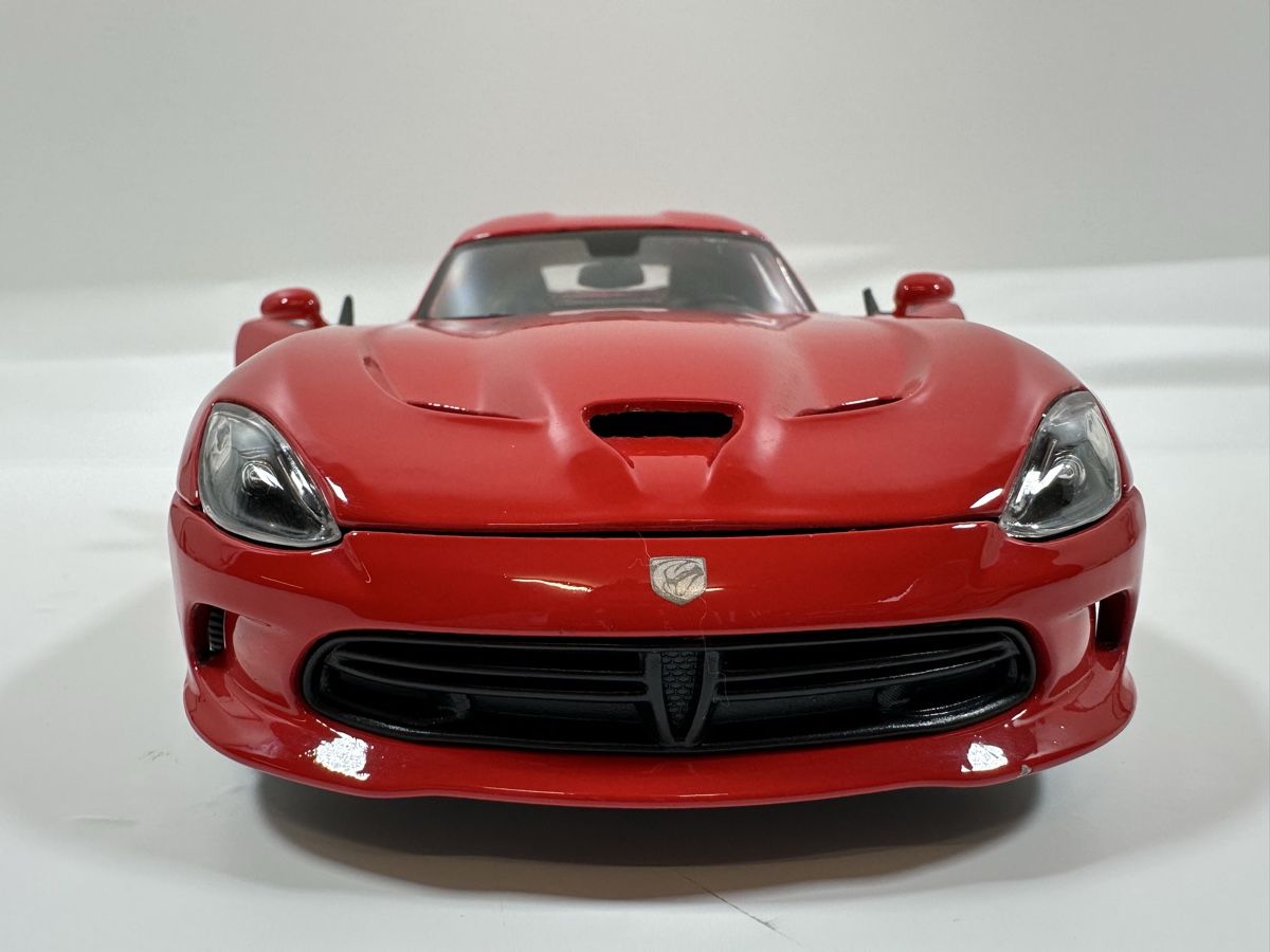 Maisto Modellautos: Dodge Viper SRT GTS 1:18, rot, MAISTO – Gebraucht aus Zofingen von rf9_x2xt 9