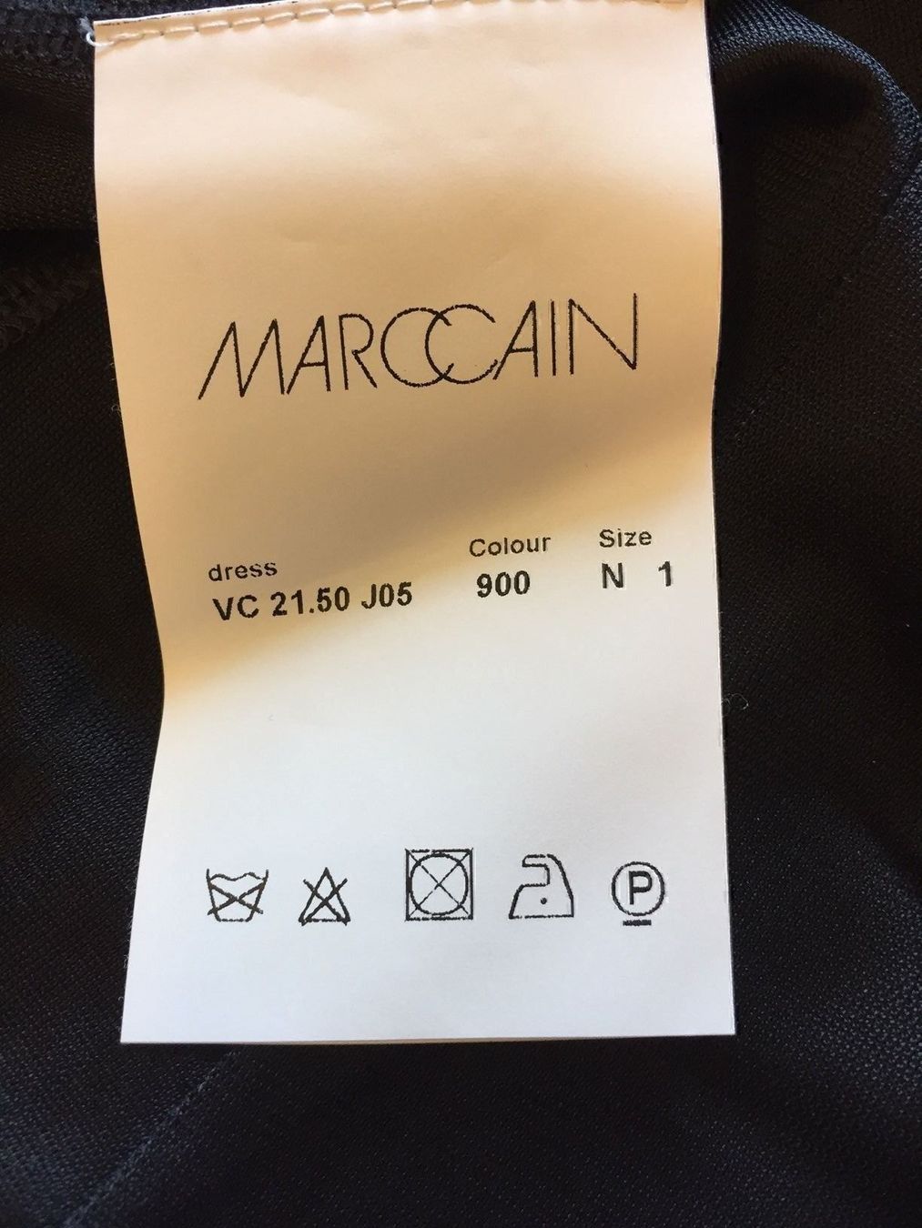 Marc Cain Kleider: Kleid von Marccain Gr.34 Schwarz NEU – Neu (gemäss Beschreibung) aus Zollikon von Mar126 7
