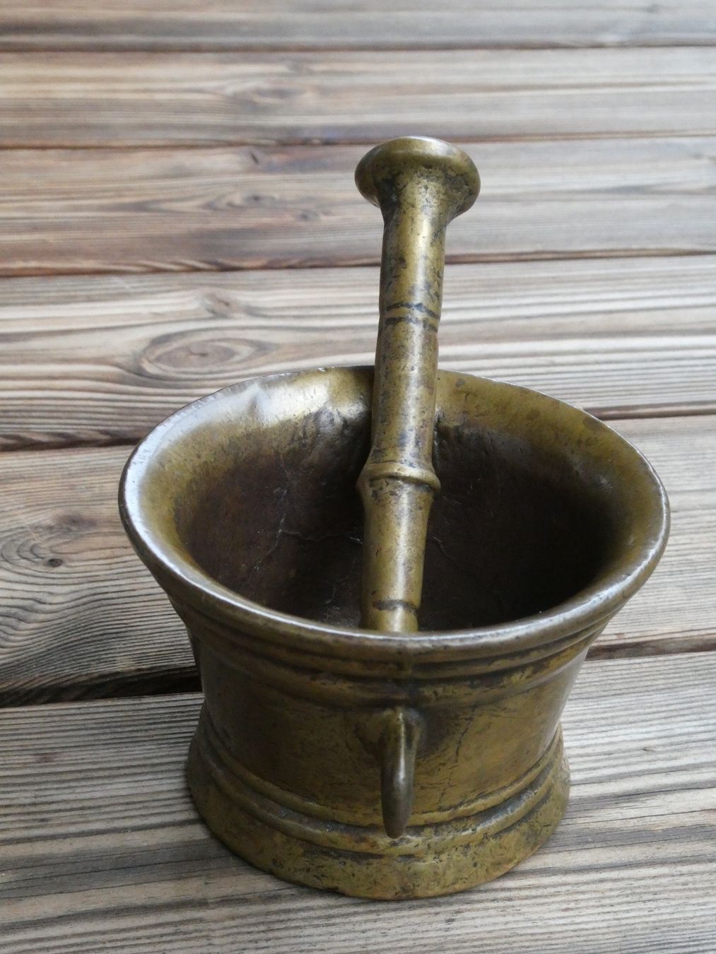 Altro per cucinare: antiker kleiner Bronzemörser mit Stössel – Usato da Lüchingen venduto da Eeizo 1