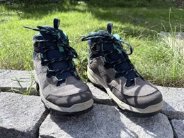 Wanderschuh Wasserfest Quetchua