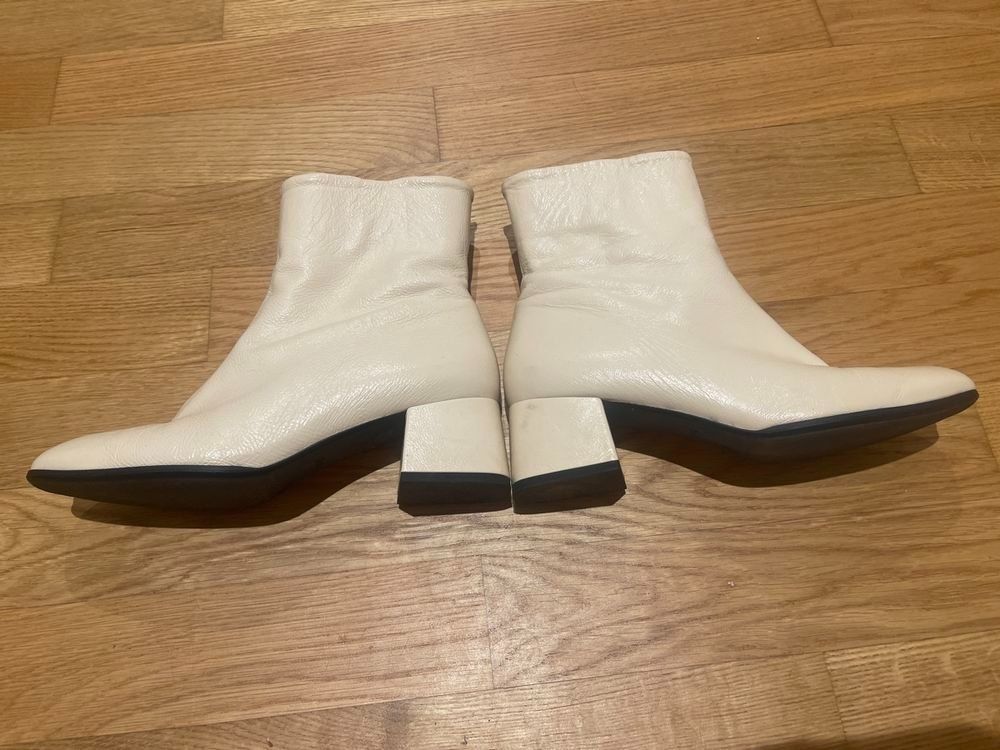 Högl Scarpe da donna: Stiefeletten G: 37.5 von Högl Offwhite – Usato da Basel venduto da lilavintage