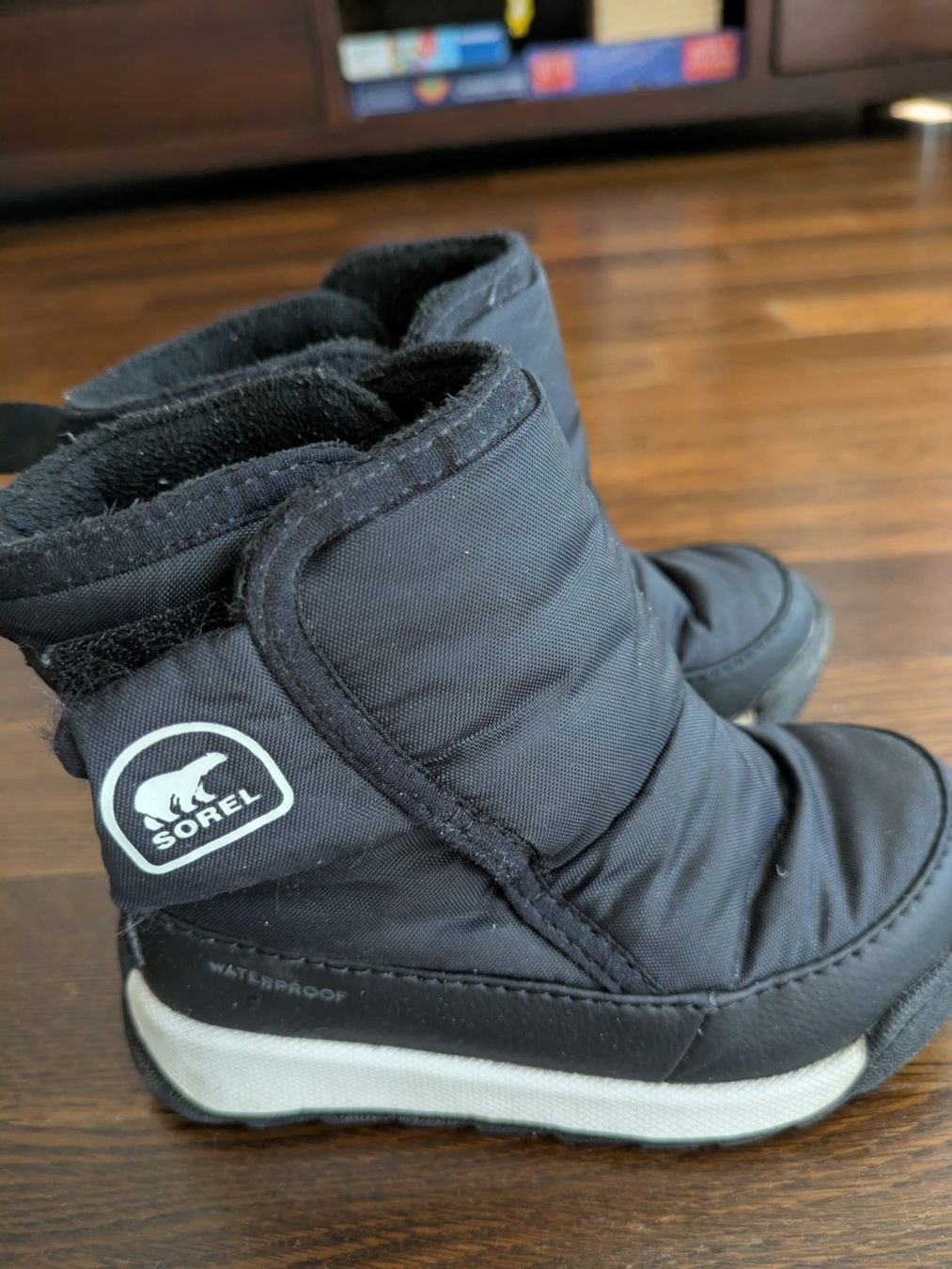 Sorel Scarpe da uomo: Sorel WHITNEY II PLUS BOOTIE UNISEX 25 – Usato da Horgen venduto da yuk_5zjl