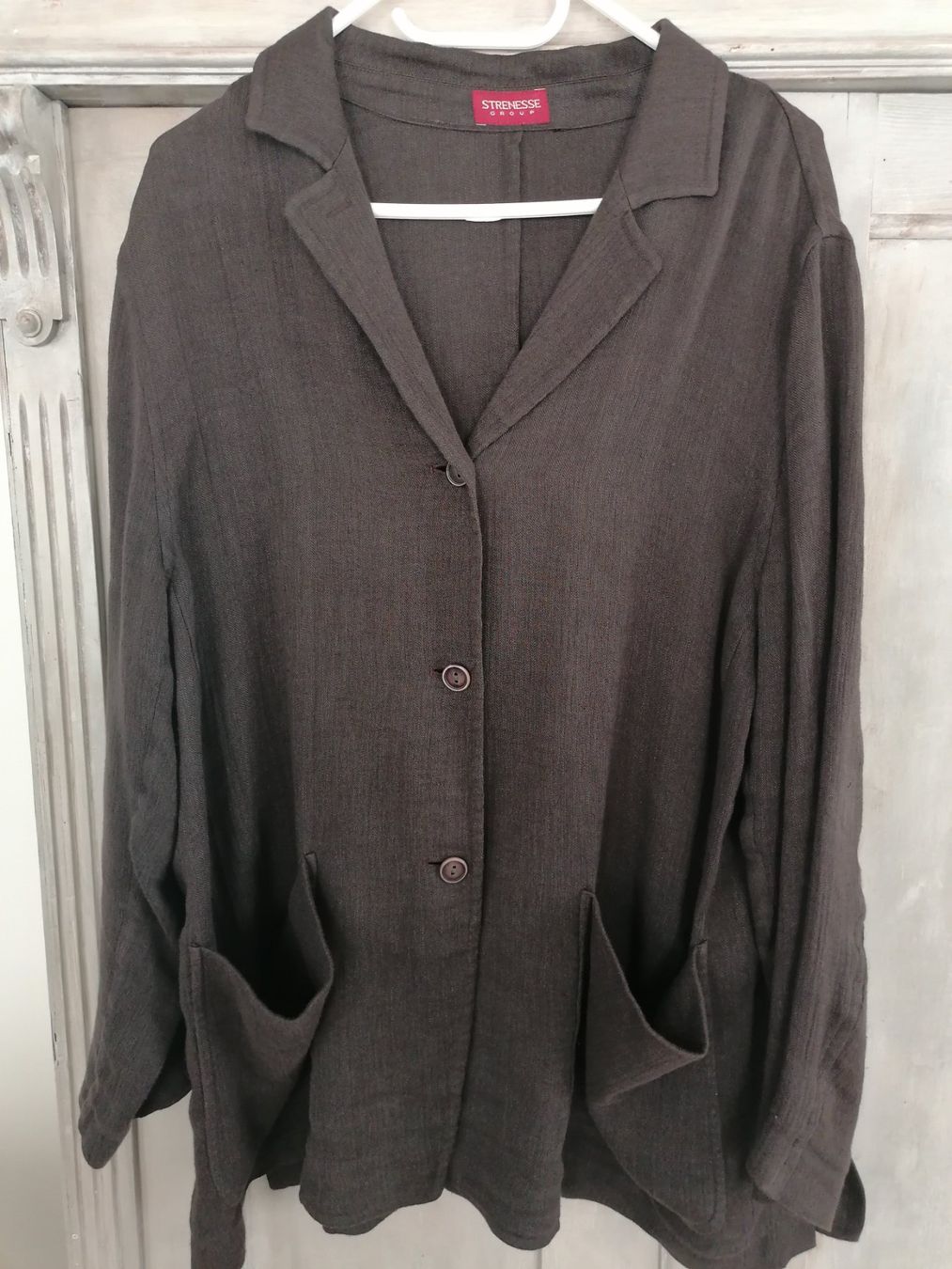 Strenesse Giacche: Schöne, braune Jacke von Strenesse 42 Leinengemisch – Usato da Wallisellen venduto da Muggeli1970
