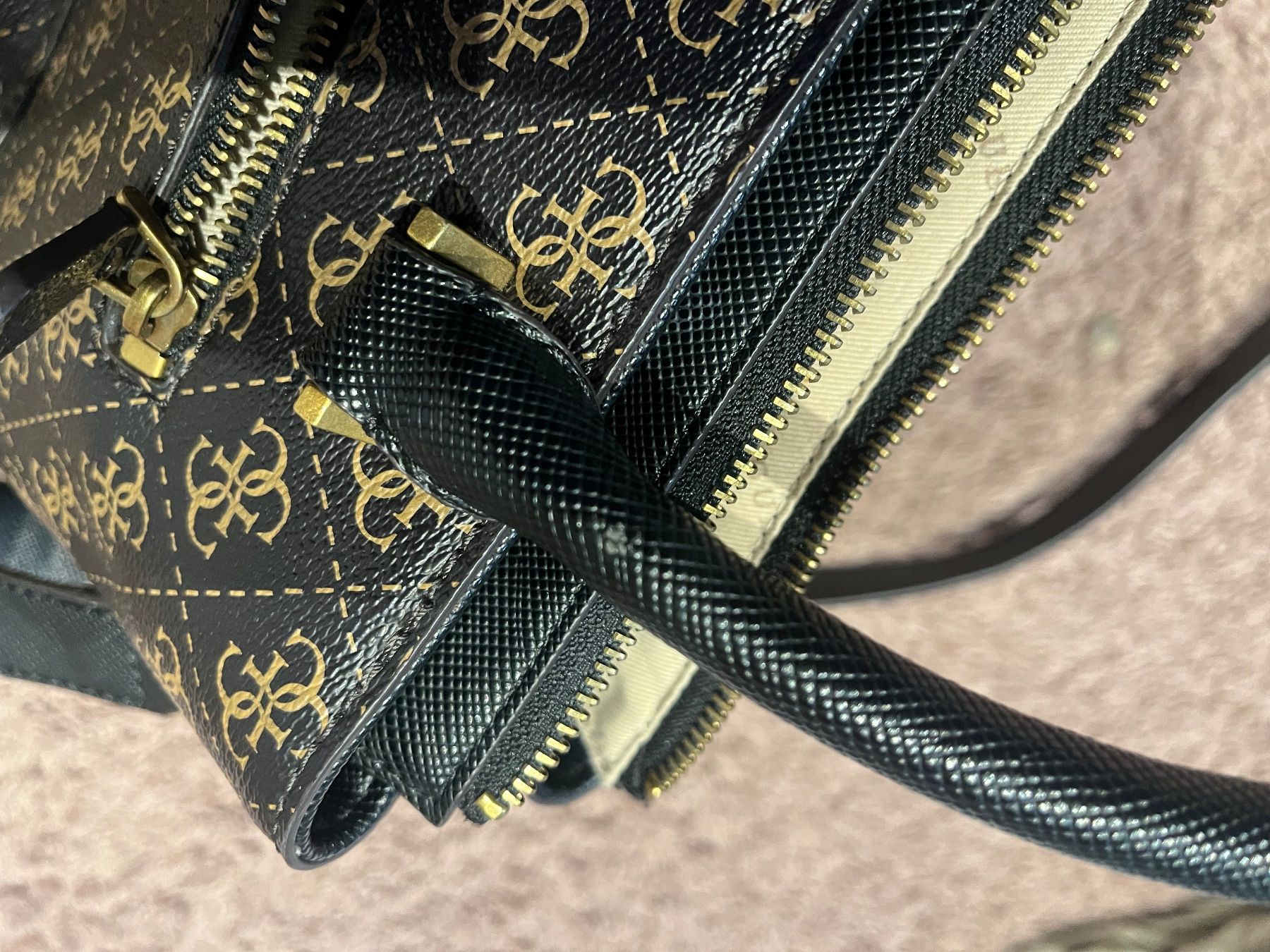 Guess Borse da donna: Guess Handtasche, schwarz/braun! – Nuovo (secondo la descrizione) da Reinach AG venduto da lin_7qfq 6