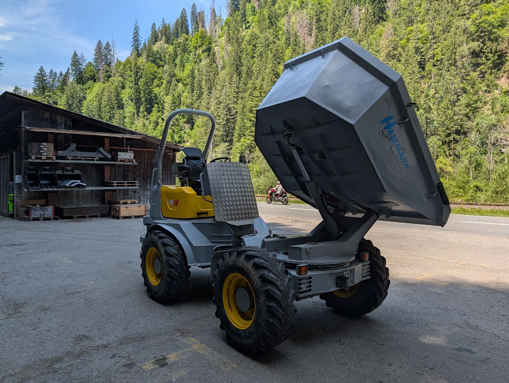 Nutzfahrzeuge: Raddumper Menzi 45rd – Gebraucht aus Pragg-Jenaz von mar_nxh7 3