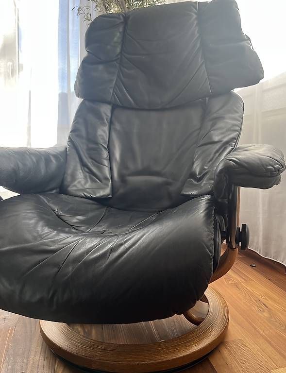 Stressless Poltrone: Stressless Sessel Reno M - dunkelblau – Usato da Oberschan venduto da Jannee 4