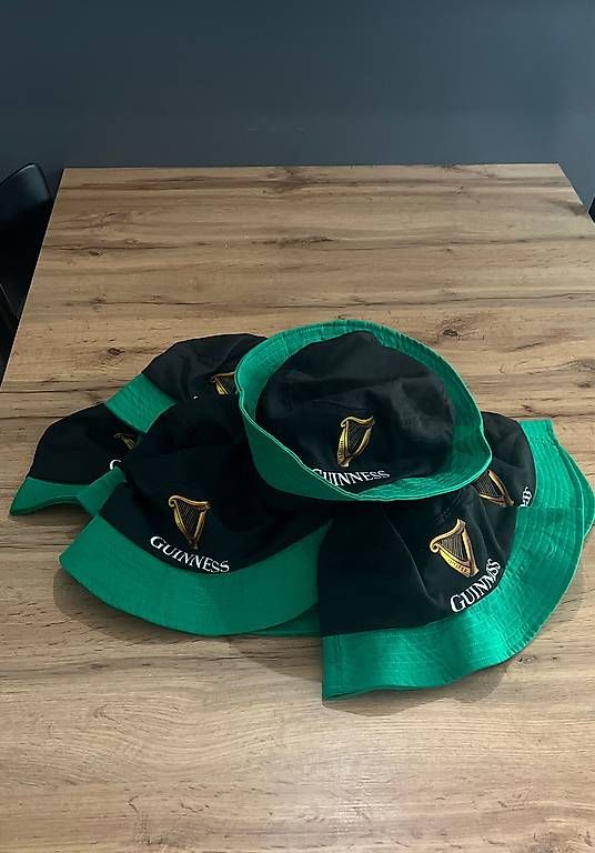 Copricapi, berretti & cappellini: 12 Stk. GUINNESS Hut – Nuovo e nell'imballaggio originale da Luzern venduto da rami456