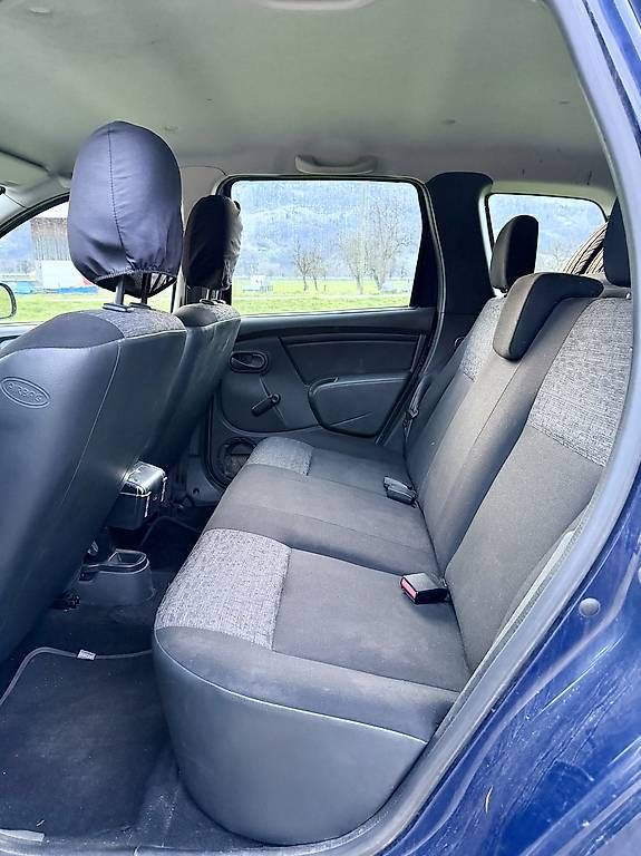 Autos: Dacia Duster 1.6 4x4 – Gebraucht aus Landquart von LDK1 4