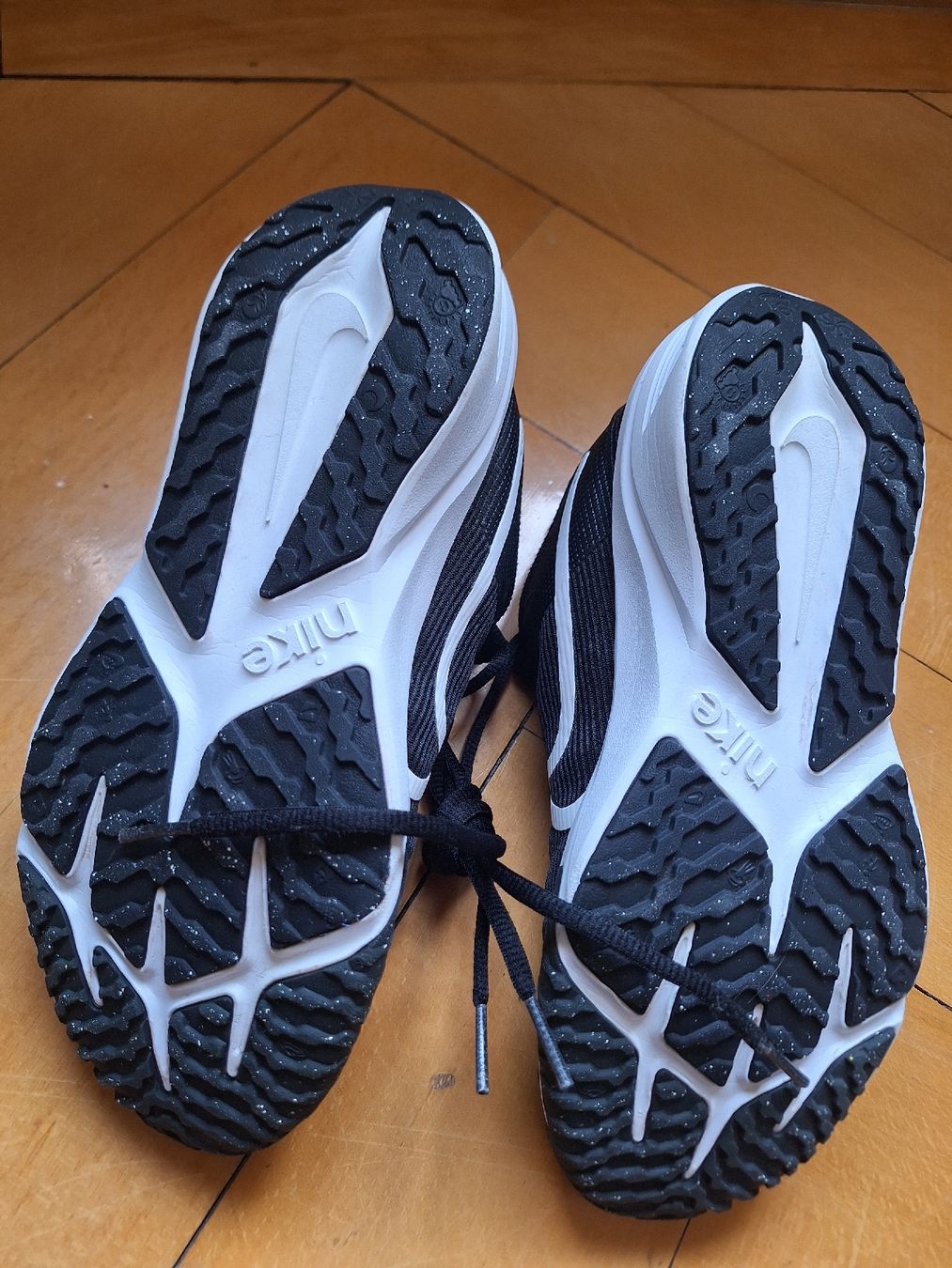 Scarpe per ragazzi: Nike sneakers star runners Grösse 36 – Usato da Bern venduto da zizzerzazzer 2