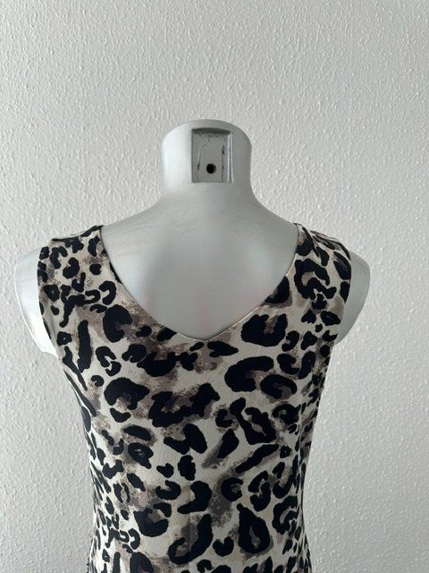 Comma Vestiti: Kleid Leopardenprint Gr. 36 Marke Comma – Nuovo (secondo la descrizione) da Uetikon am See venduto da Sonnenblume73 2