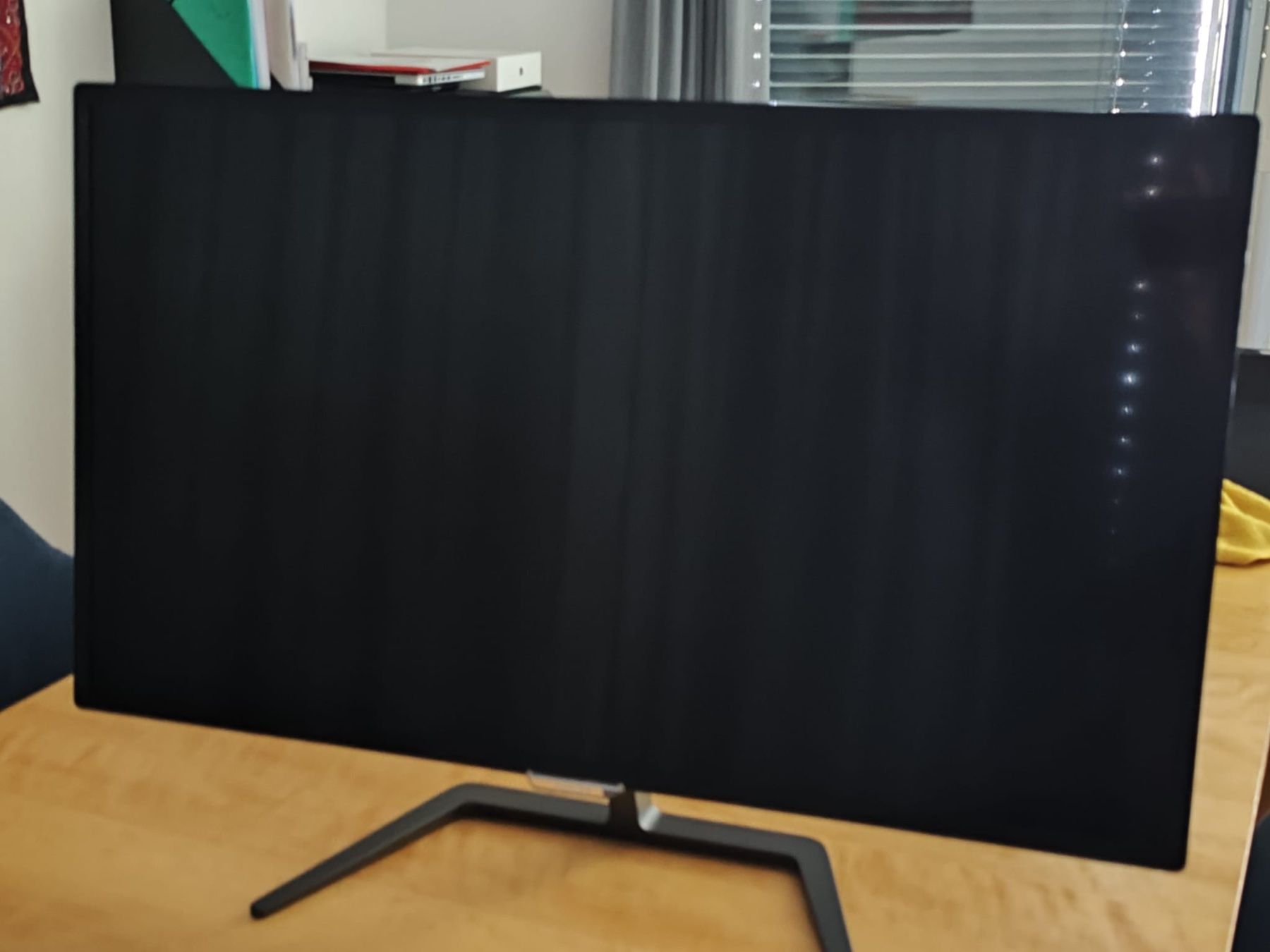 Philips Ecrans: Écran Philips 323E7Q 31.5" IPS Full HD – D'occasion à Boudry par Igiam