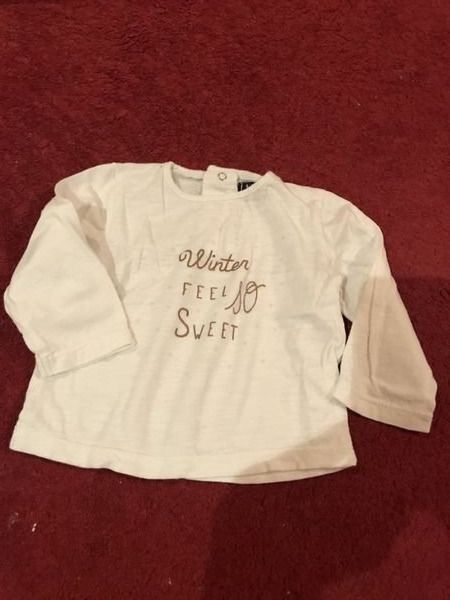 Pullover & Sweatshirts: Mädchen Sweatshirt Kiabi 74 – Gebraucht aus Bergdietikon von antovale