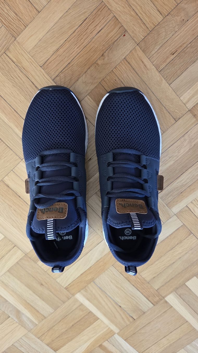 Bench Scarpe da donna: Bench Sneaker dunkelblau NEU Gr 38 – Nuovo (secondo la descrizione) da Siebnen venduto da Bdieti