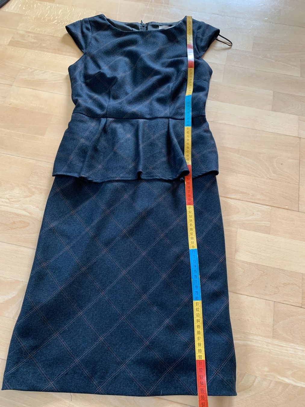 Orsay Vestiti: Orsay Damen Kleid, Gr. 34, Dunkelgrau – Nuovo (secondo la descrizione) da Worb venduto da farben20zauber 2