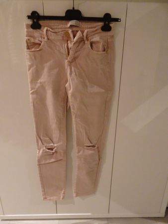 Coole Löcher-Jeans rosa von Stadivarius Gr. XS - 231216