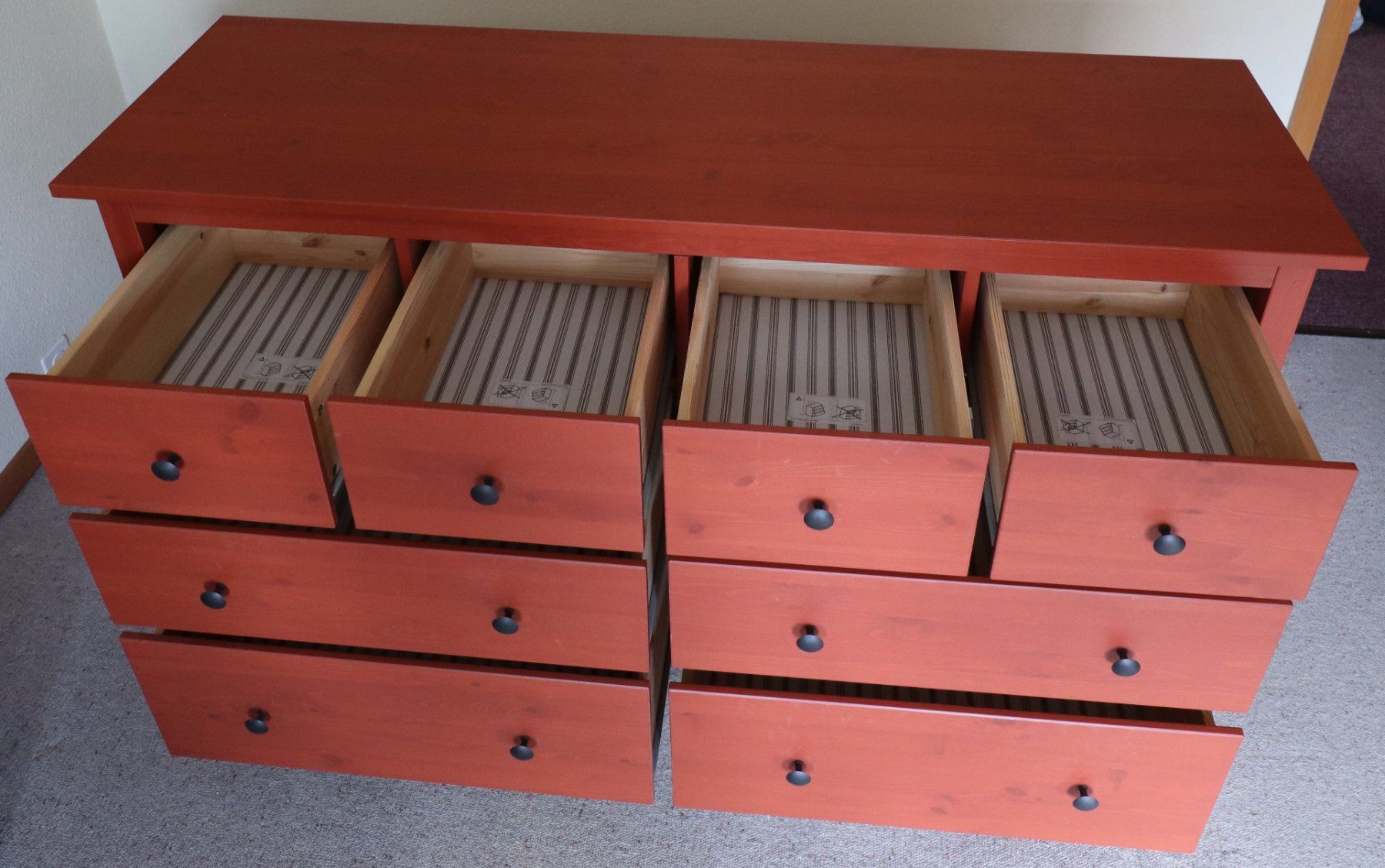 Cassettiere: Kommode - IKEA HEMNES mit 8 Schubladen Rostrot – Usato da Hagendorn venduto da and_f6dj 2