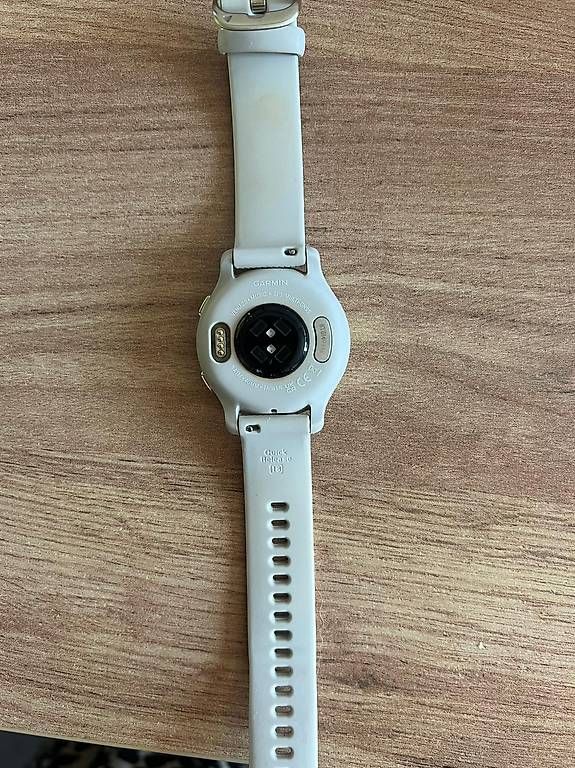 Garmin Smartwatch: Montre connectée Garmin Venu 2 – Usato da Genève venduto da lau_m6nw 3