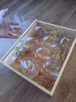 Lot de 8 verres à vin en cristal, neufs
