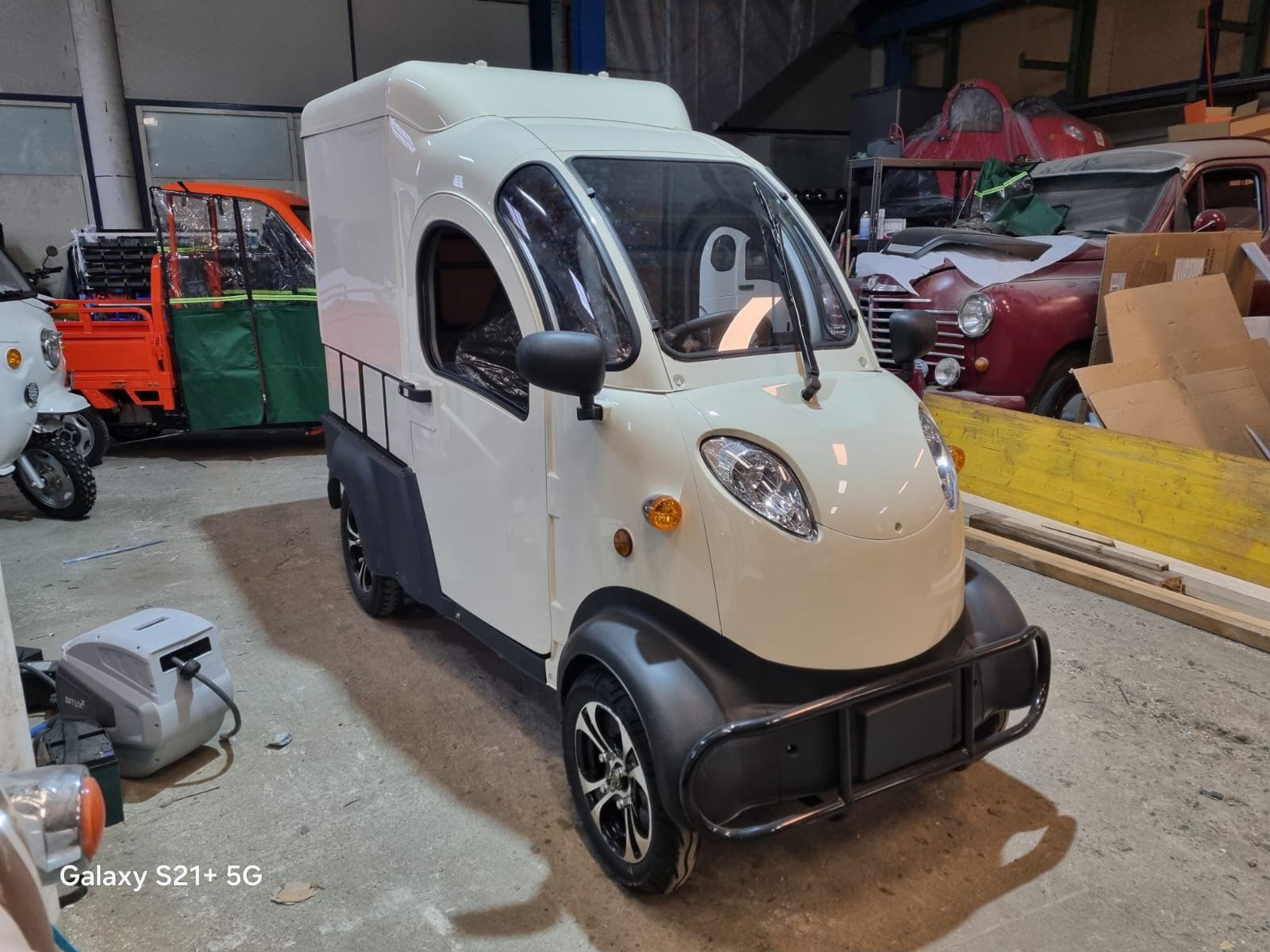 Voiturettes électriques: Neu E- Cargo mit Laderaum – Neuf (Voir description) à Bünzen par Turbolino5 2