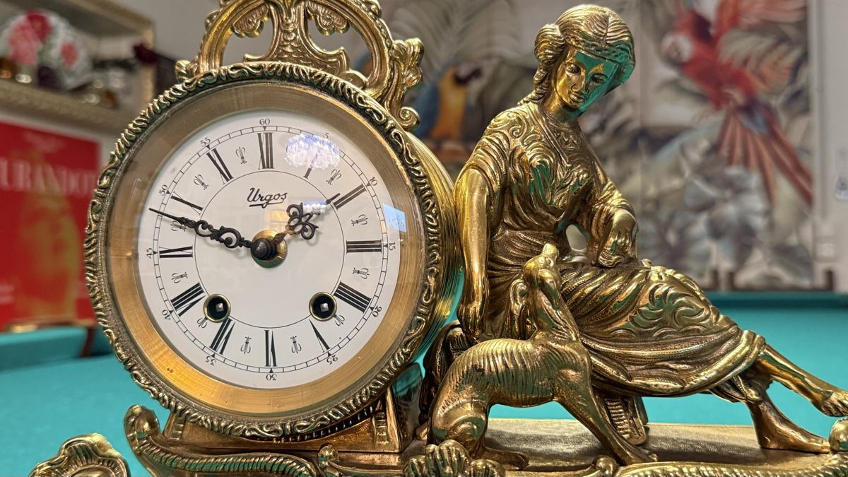 Orologi da terra & Orologi da parete: Eine wunderschöne Uhr von Urgos – Usato da Leutwil venduto da vik_m7dd 2