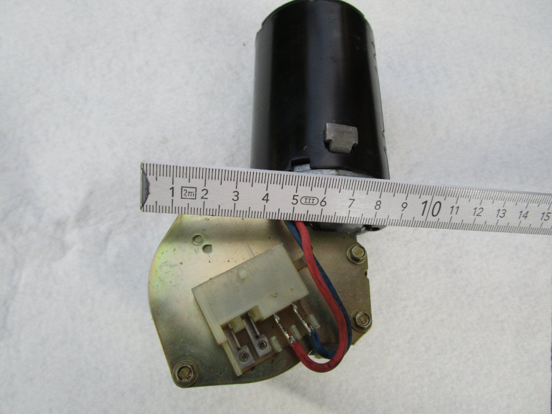 Motori: Getriebemotor 12 Volt DC – Usato da Rapperswil SG venduto da Ralphy 4