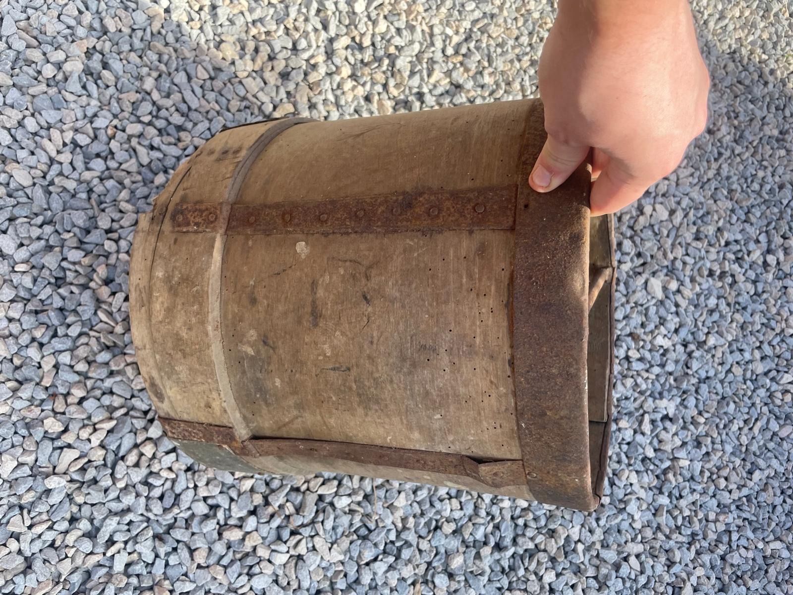 Alle Werkzeuge: Boisseau mesure grain ancienne bois – Gebraucht aus Lajoux JU von Briard0 4