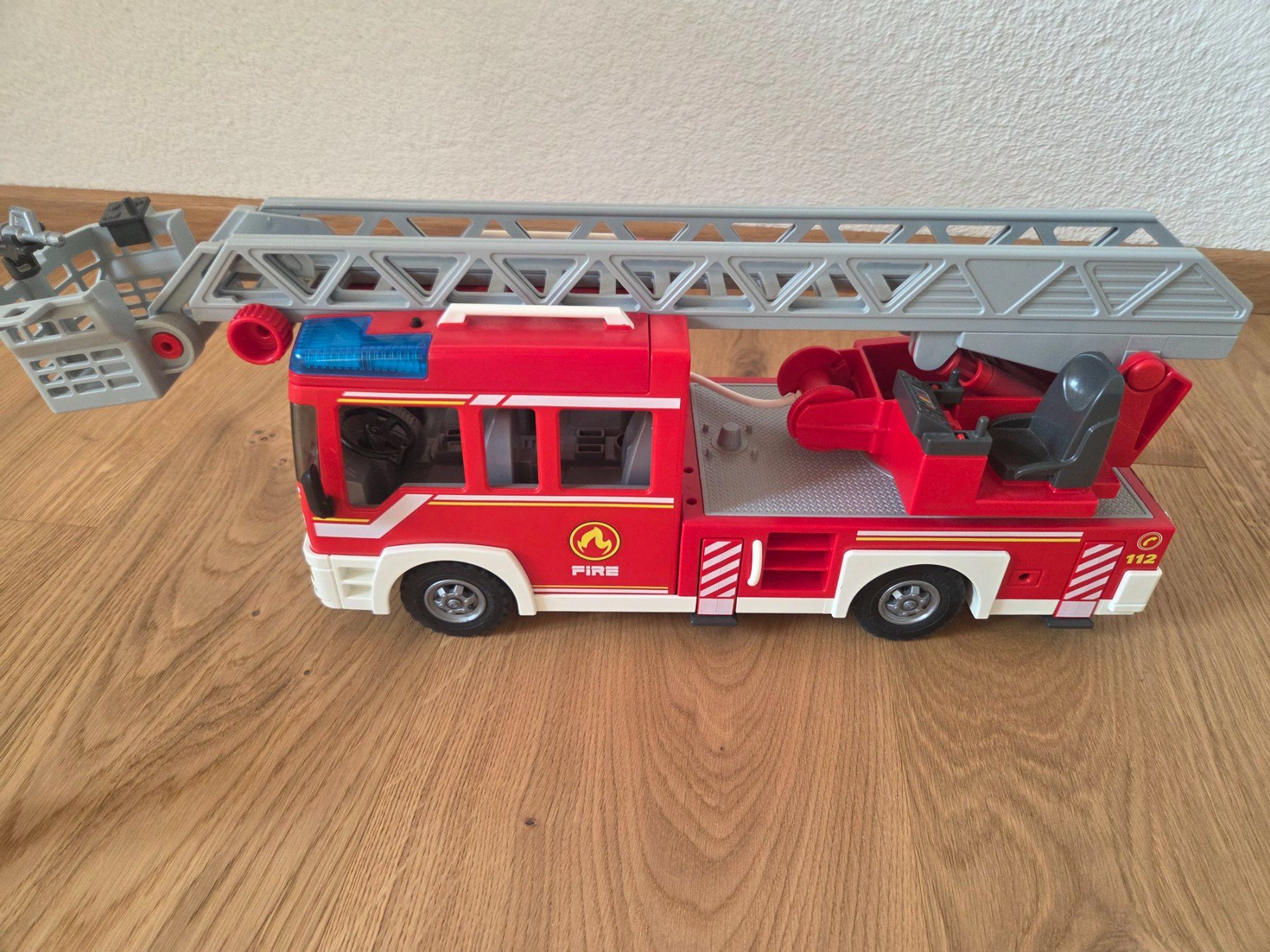 Playmobil Giocattoli: Playmobil Feuerwehrauto – Usato da Bad Ragaz venduto da jasmineh 2