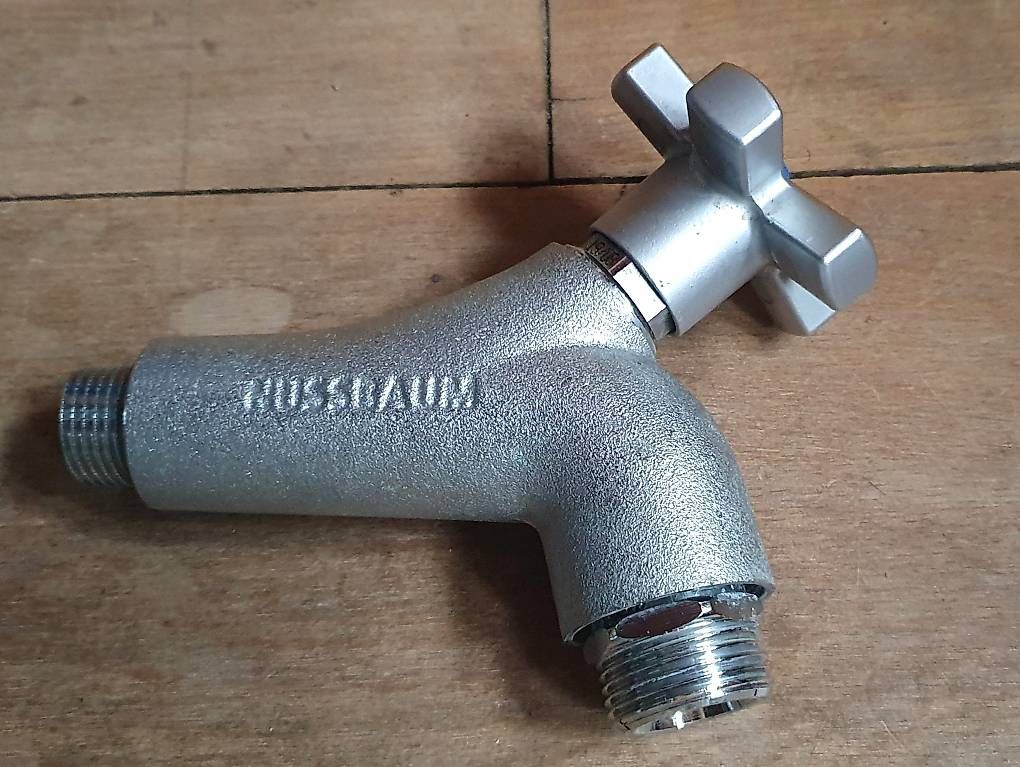 Armaturen: Wasserhahn- für Garten oder Waschküche, Nussbaum – Neu (gemäss Beschreibung) aus Winterthur von BauTeilLaden2000 1
