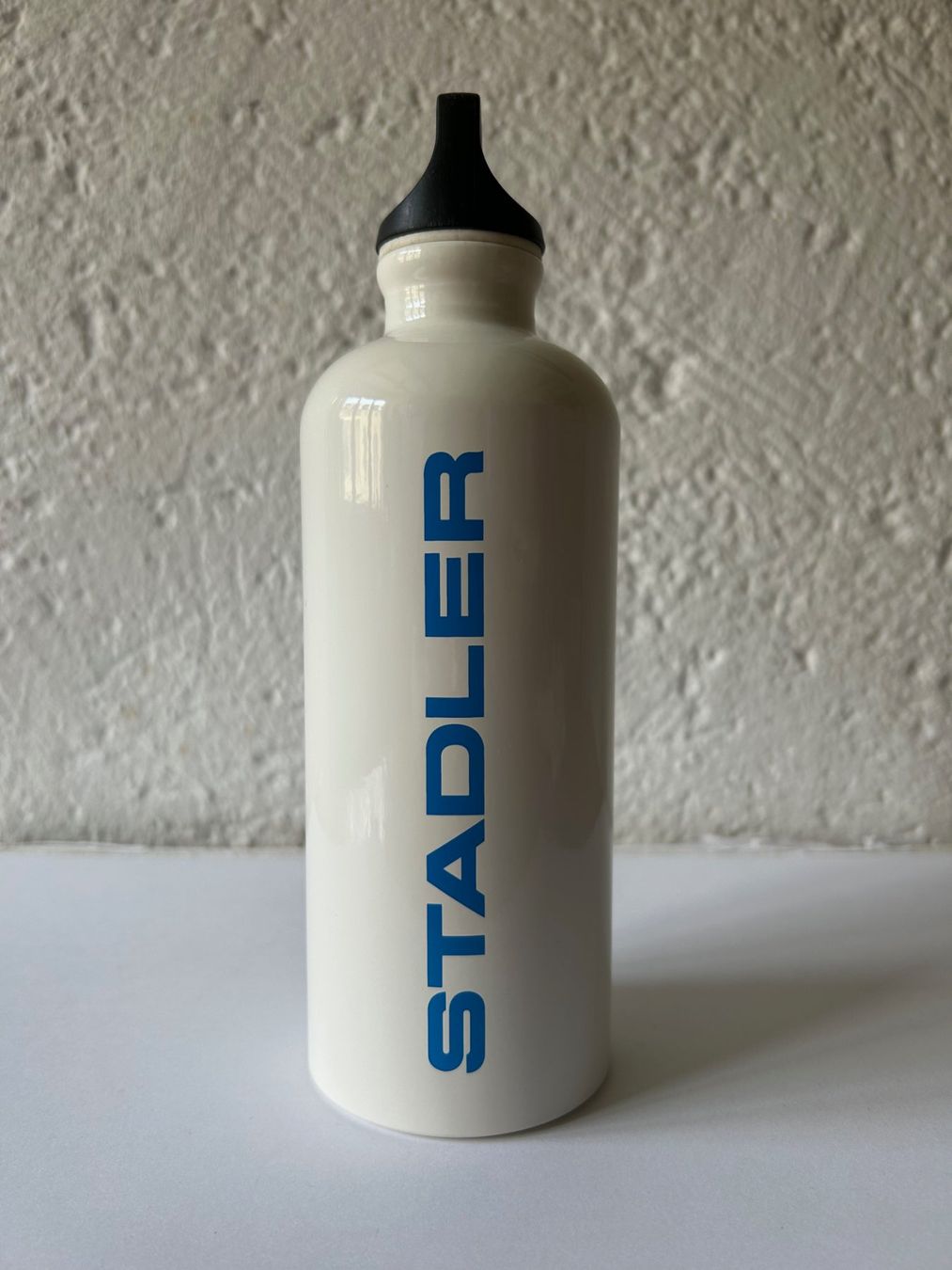 Sigg Trinkflaschen & Thermosflaschen: SIGG Trinkflasche (Stadler / 0,6 L) – Neu und originalverpackt aus Bern von san_svt6 1
