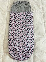 Fusssack Artilio Kinderwagen Dreiecksmuster grau rosa