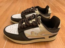 Neuwertige Sneaker Lost Boys, Farbe Brown, Grösse 38W W=Wide