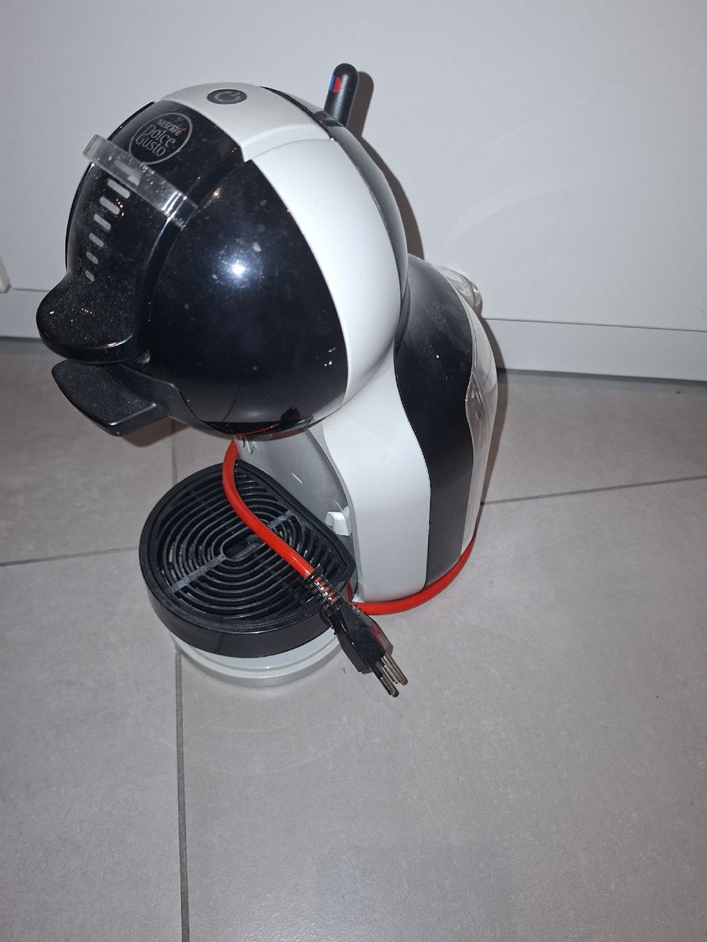 Nescafé Macchine per caffè & Macchine per espresso: Kapselmaschine Dolce Gusto  – Usato da Wynau venduto da Marichuy_33