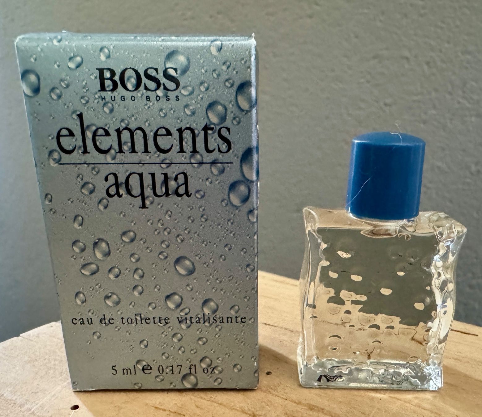 Parfum & Eau de Toilette: BOSS ELEMENTS AQUA 5 ml m. Schachtel Parfum Miniatur – Gebraucht aus Rothrist von Luckywinner