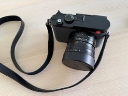 LEICA Q3 43, 6 MONATE ALT MIT ZUBEHÖR