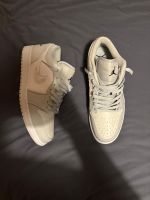 Jordan 1 low grau