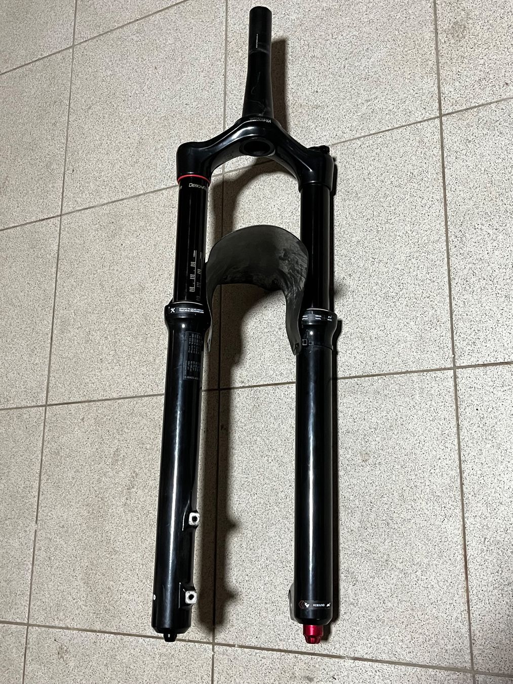 Rockshox Ersatzteile: Rock Shox Yari 150mm Debon Air Boost – Gebraucht aus Frauenkappelen von jensitiger77 2