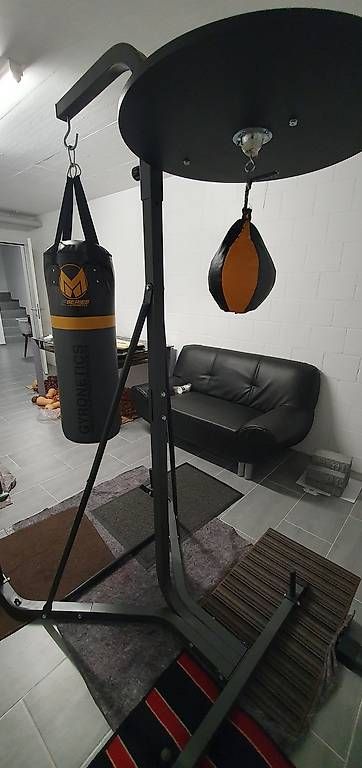 Sacchi da boxe: Boxstation inkl. Boxsack verhandelbar – Usato da Rupperswil venduto da pir_6kfb
