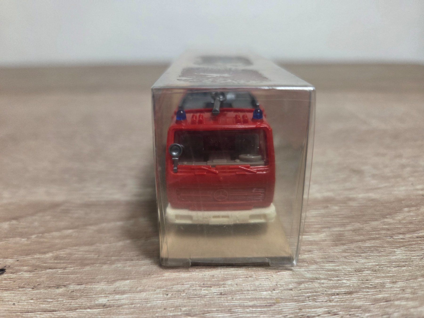 Wiking Modellini d'auto: Wiking 14012 Feuerwehr H0 – Nuovo e nell'imballaggio originale da St-Aubin-Sauges venduto da Lo_Go 1