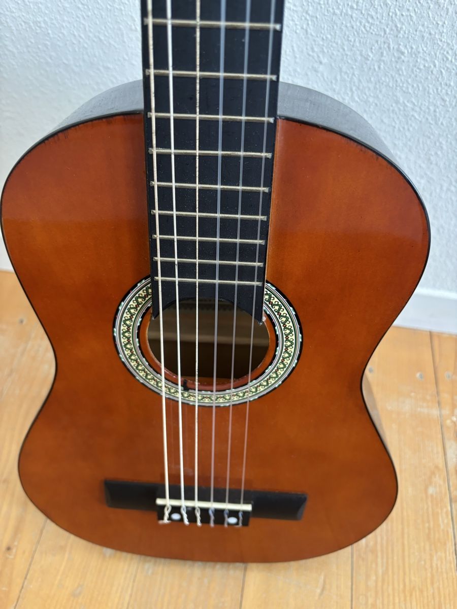 C.Giant Strumenti musicali: Kindergitarre C. Giant NEU – Nuovo (secondo la descrizione) da bern venduto da marion78