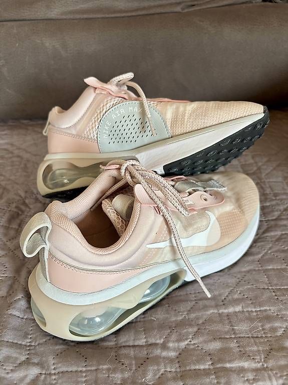 Nike Scarpe da donna: Nike Air Max 38.5 – Usato da Perroy venduto da barballalla 1