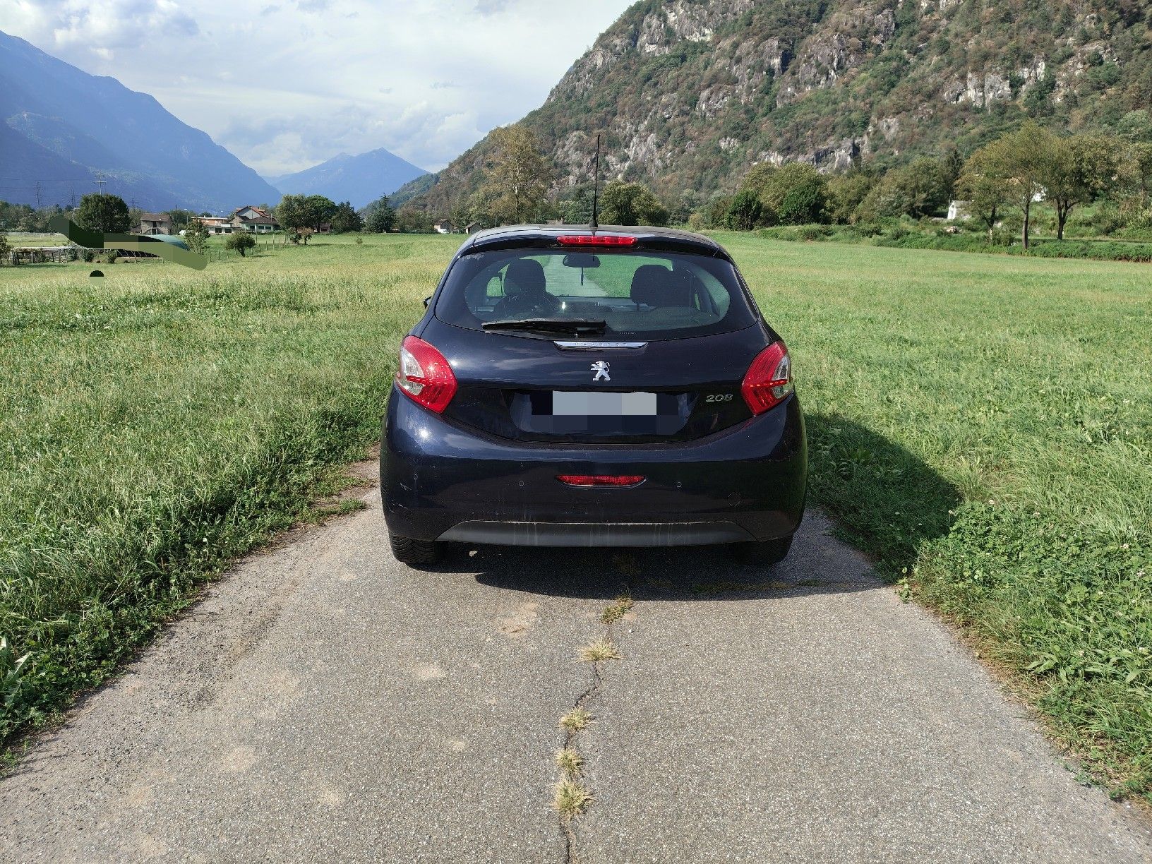 Peugeot Automobili: Peugeot 208 1.4 HDI – Usato da Giubiasco venduto da AUTOTECNICA 3